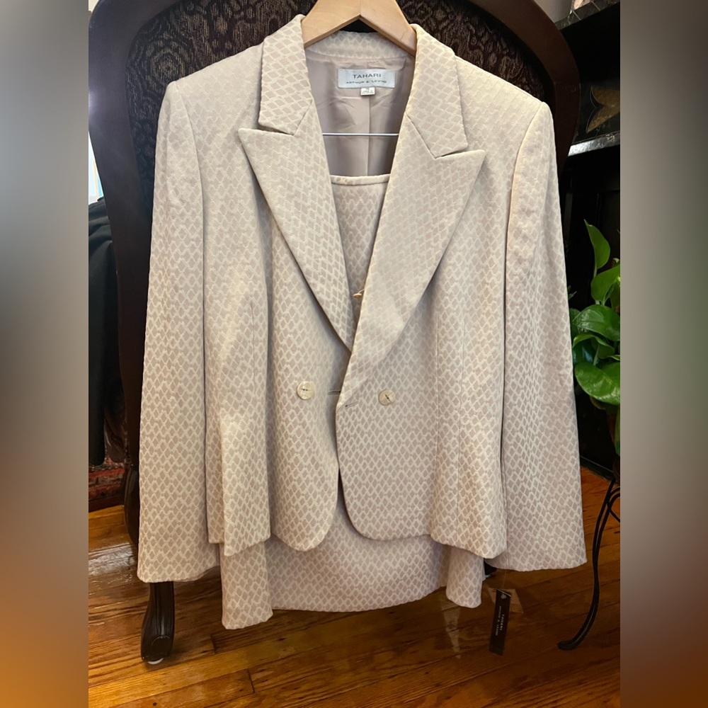 Tahari suit set